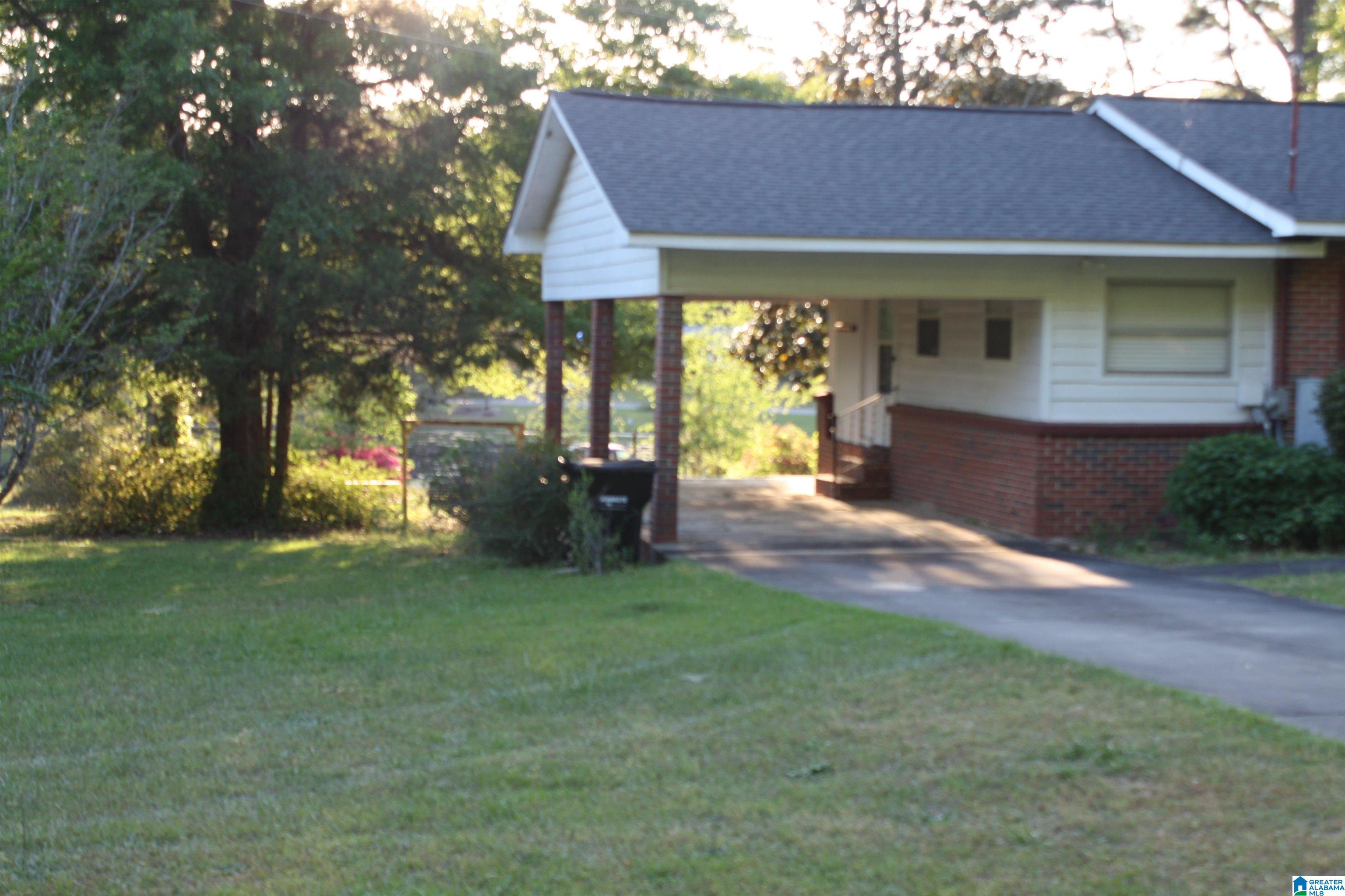 216 Gilham Road Roanoke, AL 36274 - Photo 4 of 22