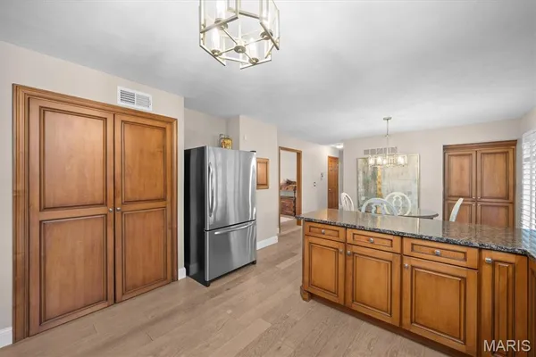 $750,000 | 26 Ravenwood Circle, O'Fallon, IL 62269