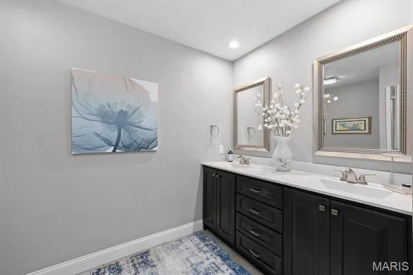 $750,000 | 26 Ravenwood Circle, O'Fallon, IL 62269