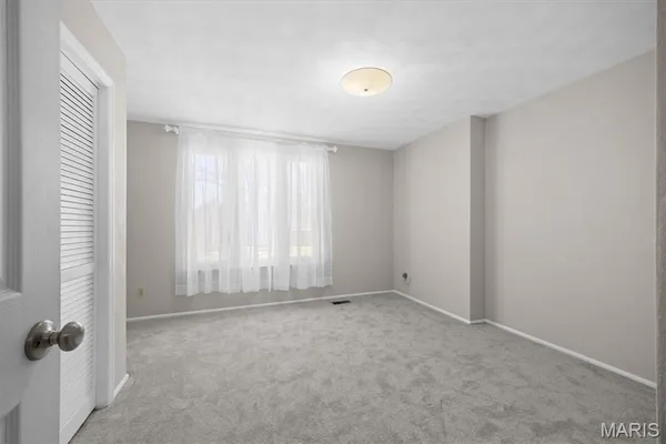 $750,000 | 26 Ravenwood Circle, O'Fallon, IL 62269