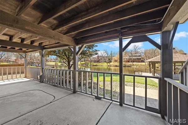 $750,000 | 26 Ravenwood Circle, O'Fallon, IL 62269