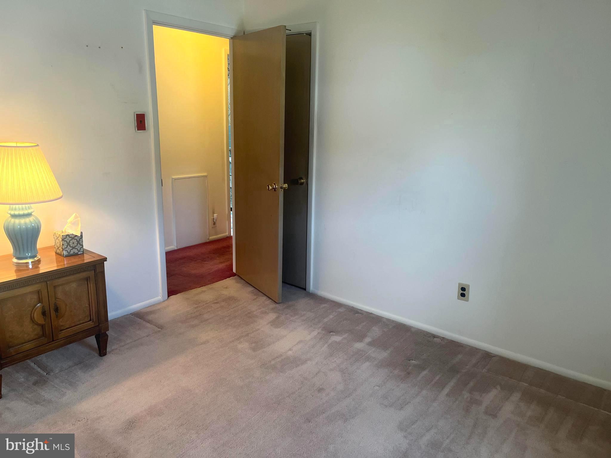 424 Densmore Road Philadelphia, PA 19116 - Photo 15 of 36 Gallery Image 15