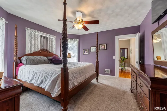 $350,000 | 109 West 6th Street, Wilton, IA 52778