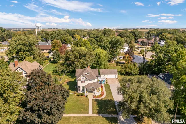 $350,000 | 109 West 6th Street, Wilton, IA 52778