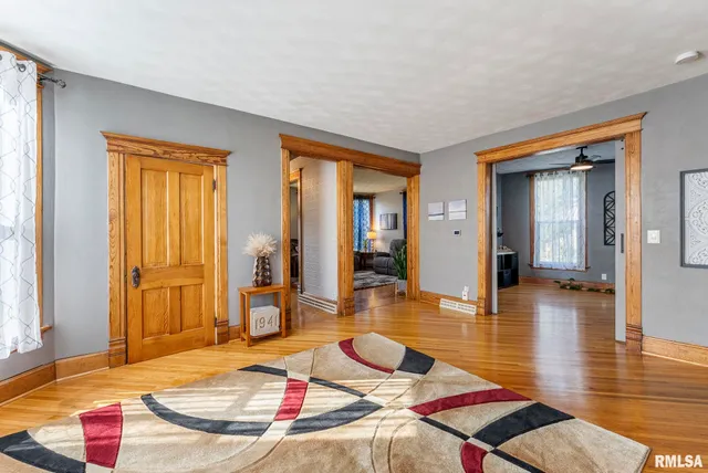 $350,000 | 109 West 6th Street, Wilton, IA 52778