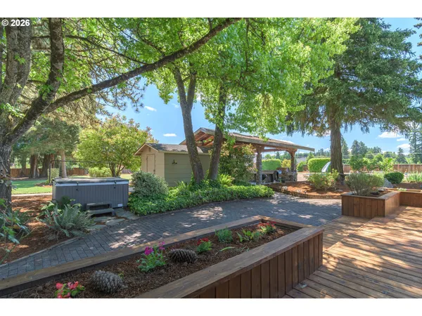 $765,000 | 87313 Chinquapin Loop, Veneta, OR 97487