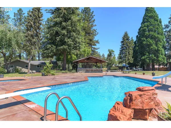 $765,000 | 87313 Chinquapin Loop, Veneta, OR 97487