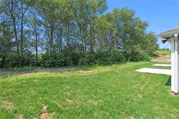 $325,000 | 3912 Northwest 93rd Street, Kansas City, MO 64154