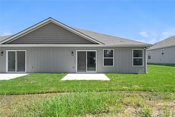 $325,000 | 3912 Northwest 93rd Street, Kansas City, MO 64154