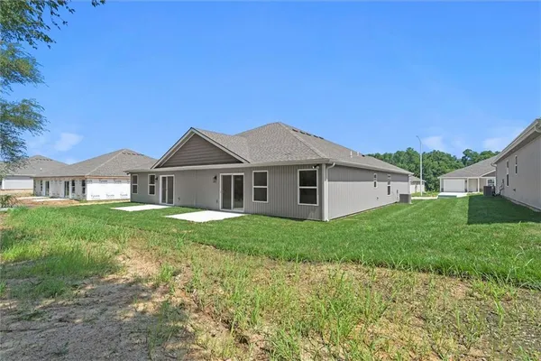 $325,000 | 3912 Northwest 93rd Street, Kansas City, MO 64154