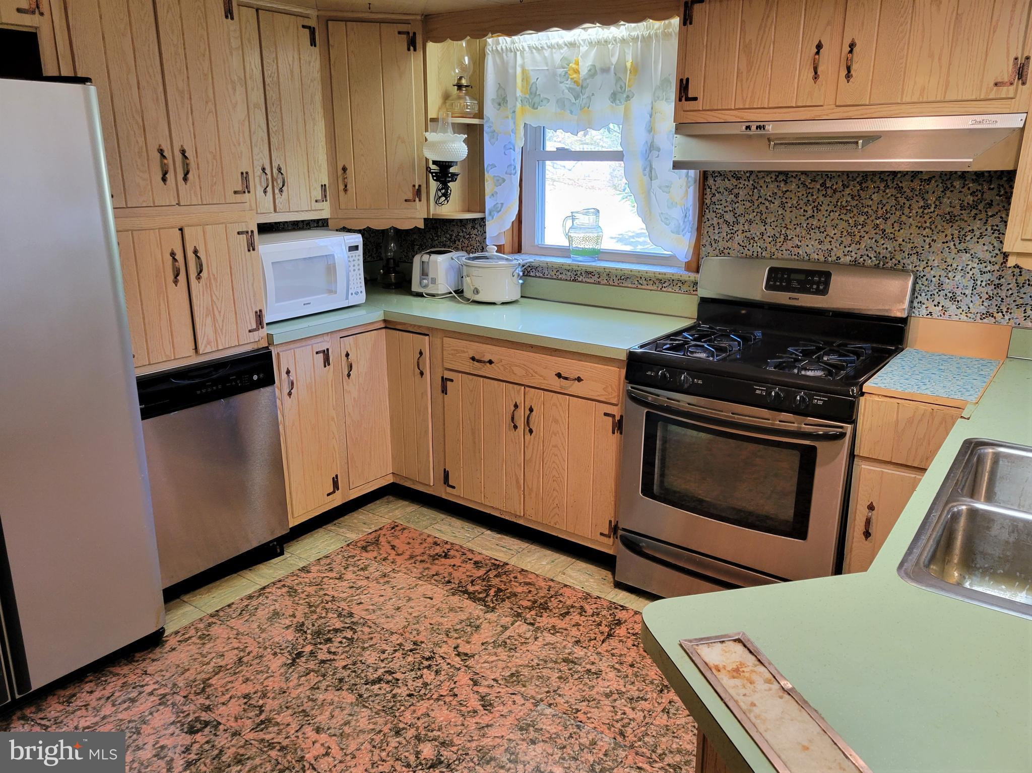 759 Bluebell Road Warminster, PA 18974 - Photo 13 of 30 Gallery Image 13