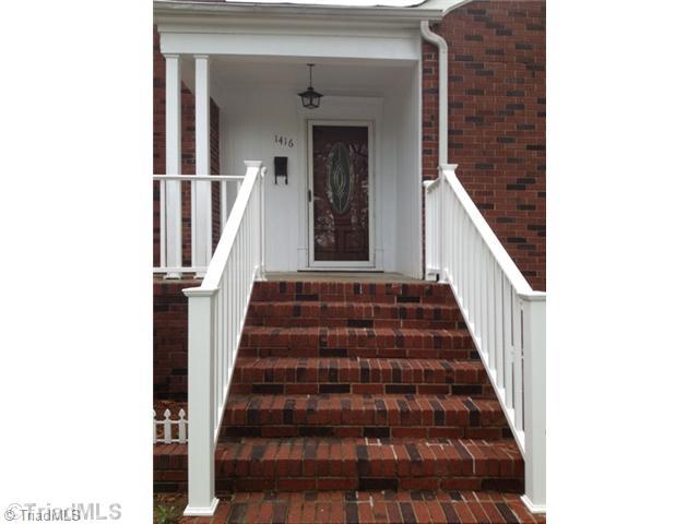 1416 Overbrook Road Burlington, NC 27215 - Photo 3 of 16 Entry.