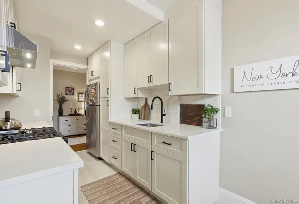 $175,000 | 651 North Terrace Avenue, Unit 6J, Mount Vernon, NY 10552