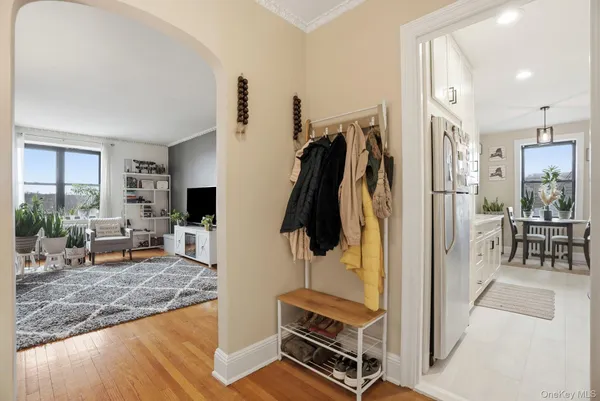 $175,000 | 651 North Terrace Avenue, Unit 6J, Mount Vernon, NY 10552