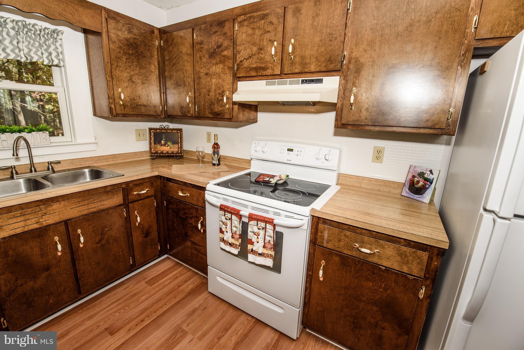 28 Sandyhook Road Ocean Pines, MD 21811 - Photo 12 of 51 Newer Appliances