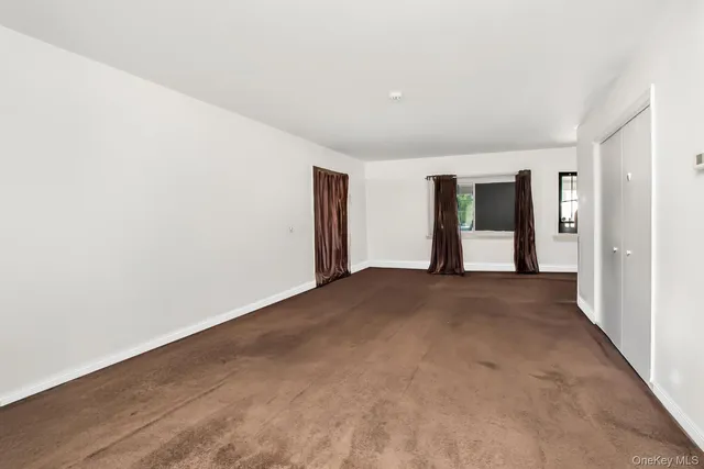 a view of empty room