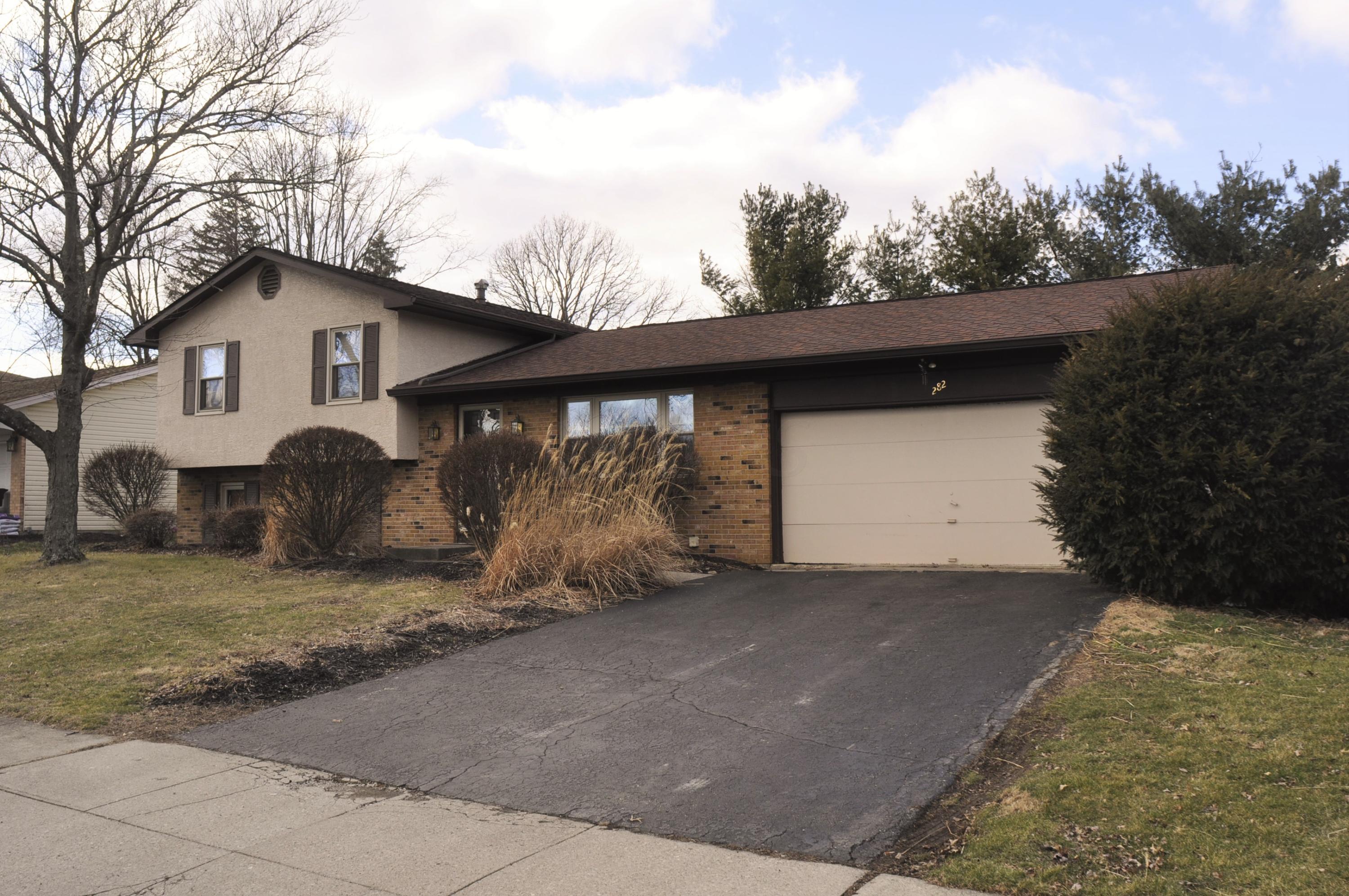 282 Dunbarton Road Columbus, OH 43230 - Photo 1 of 16