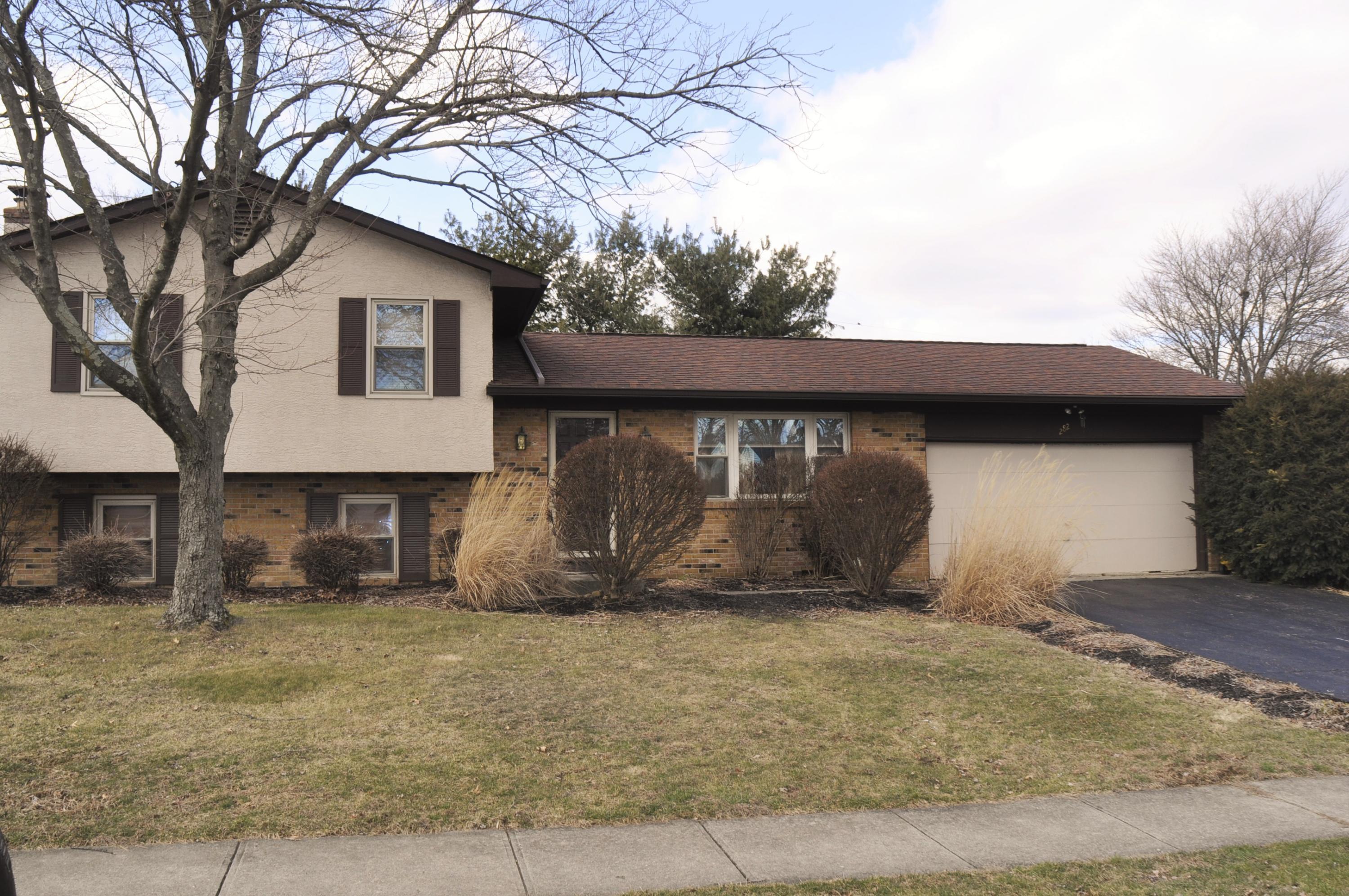 282 Dunbarton Road Columbus, OH 43230 - Photo 2 of 16