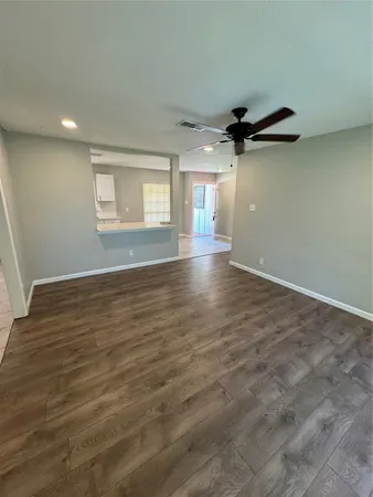 $1,600 | 9902 Valley Sun Drive, Houston, TX 77078