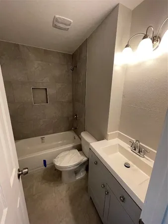 $1,600 | 9902 Valley Sun Drive, Houston, TX 77078