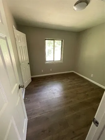 $1,600 | 9902 Valley Sun Drive, Houston, TX 77078