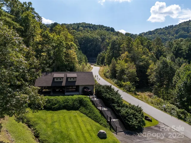 $745,000 | 4 Tremorra Trail, Unit 17, Leicester, NC 28748