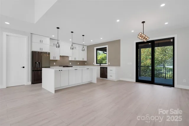 $745,000 | 4 Tremorra Trail, Unit 17, Leicester, NC 28748