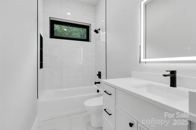 $745,000 | 4 Tremorra Trail, Unit 17, Leicester, NC 28748