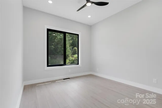 $745,000 | 4 Tremorra Trail, Unit 17, Leicester, NC 28748