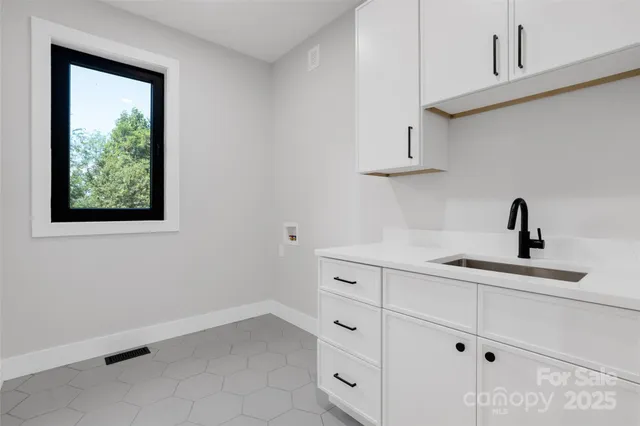 $745,000 | 4 Tremorra Trail, Unit 17, Leicester, NC 28748