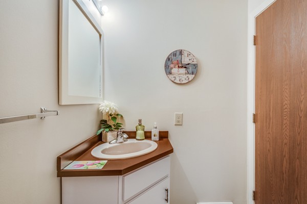 56 Mountain Gate Road, Unit 56 Ashland, MA 01721 - Photo 14 of 20