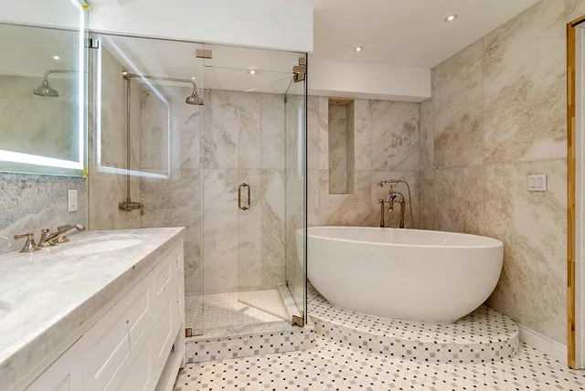 $4,250,000 | 3300 South Ocean Boulevard, Unit 305N, Palm Beach, FL 33480