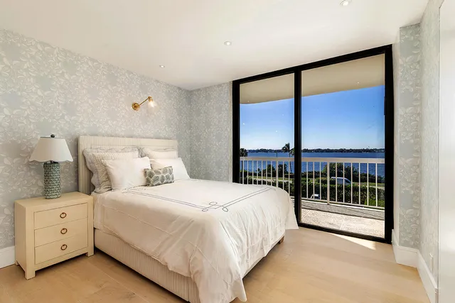 $4,250,000 | 3300 South Ocean Boulevard, Unit 305N, Palm Beach, FL 33480