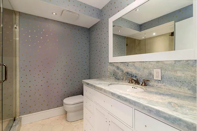 $4,250,000 | 3300 South Ocean Boulevard, Unit 305N, Palm Beach, FL 33480