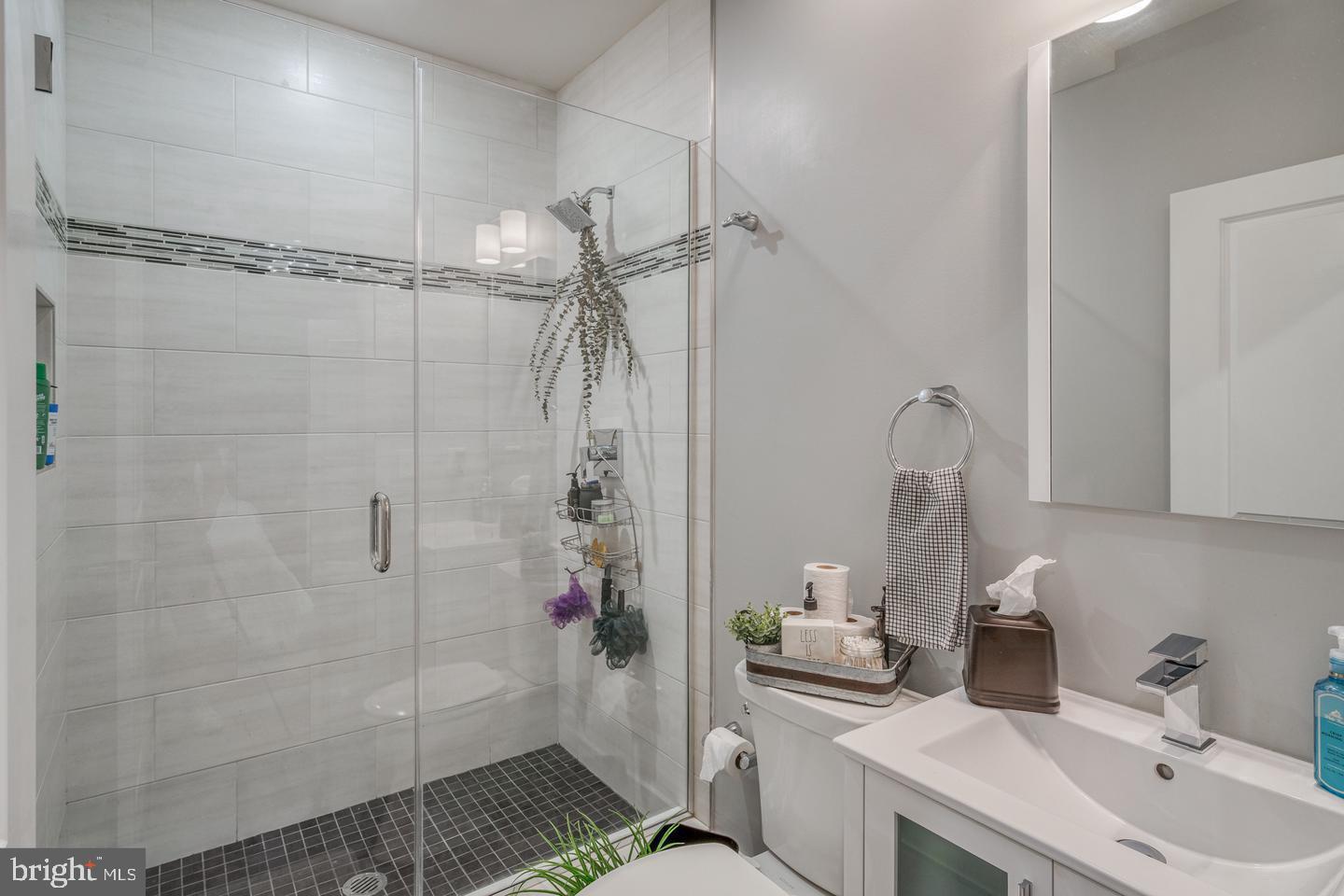 1431 North 5th Street, Unit 2 Philadelphia, PA 19122 - Photo 12 of 20