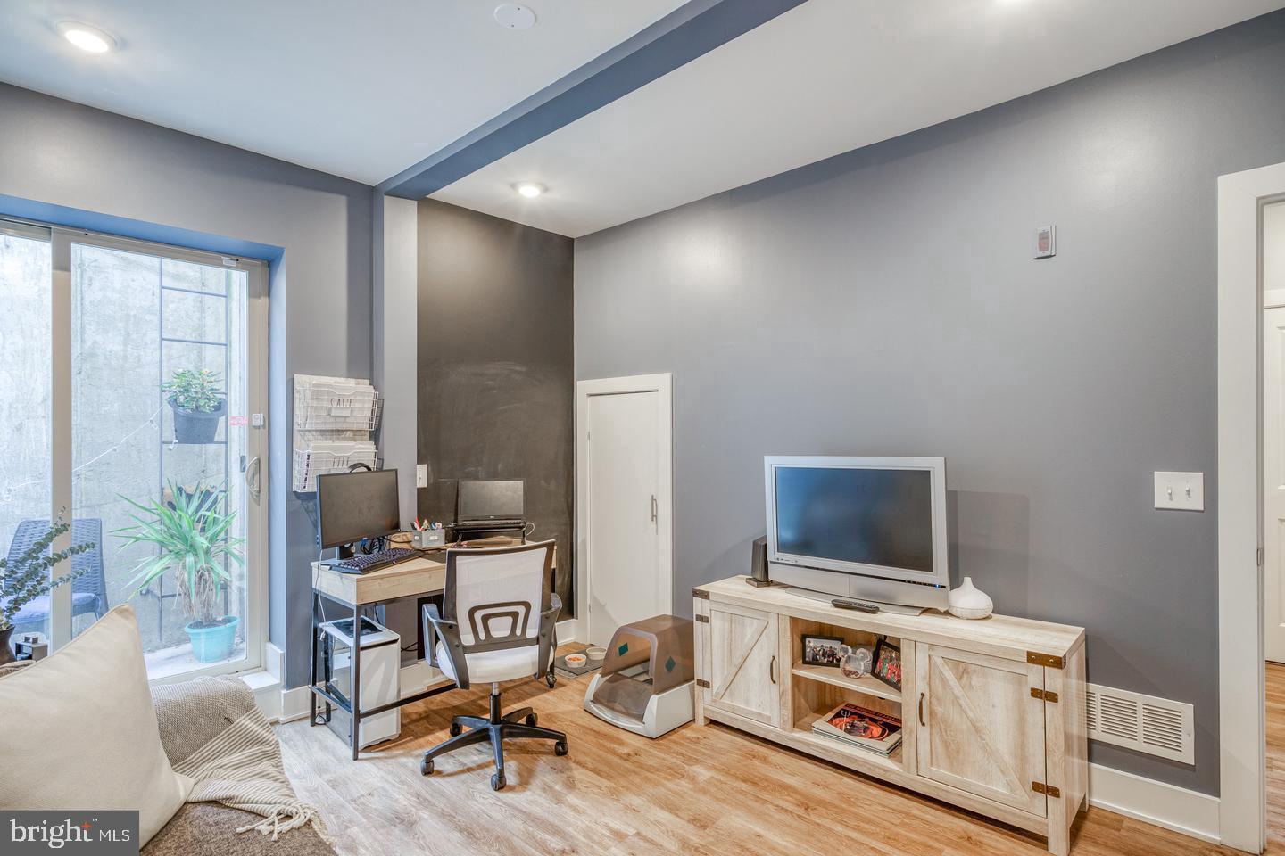 1431 North 5th Street, Unit 2 Philadelphia, PA 19122 - Photo 14 of 20