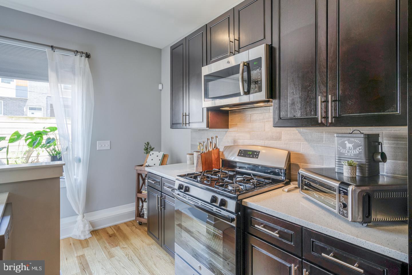 1431 North 5th Street, Unit 2 Philadelphia, PA 19122 - Photo 5 of 20