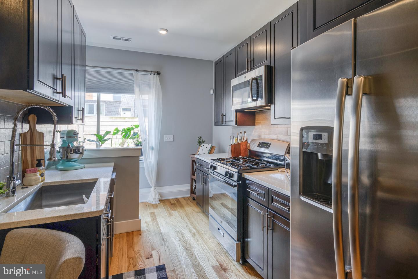 1431 North 5th Street, Unit 2 Philadelphia, PA 19122 - Photo 6 of 20