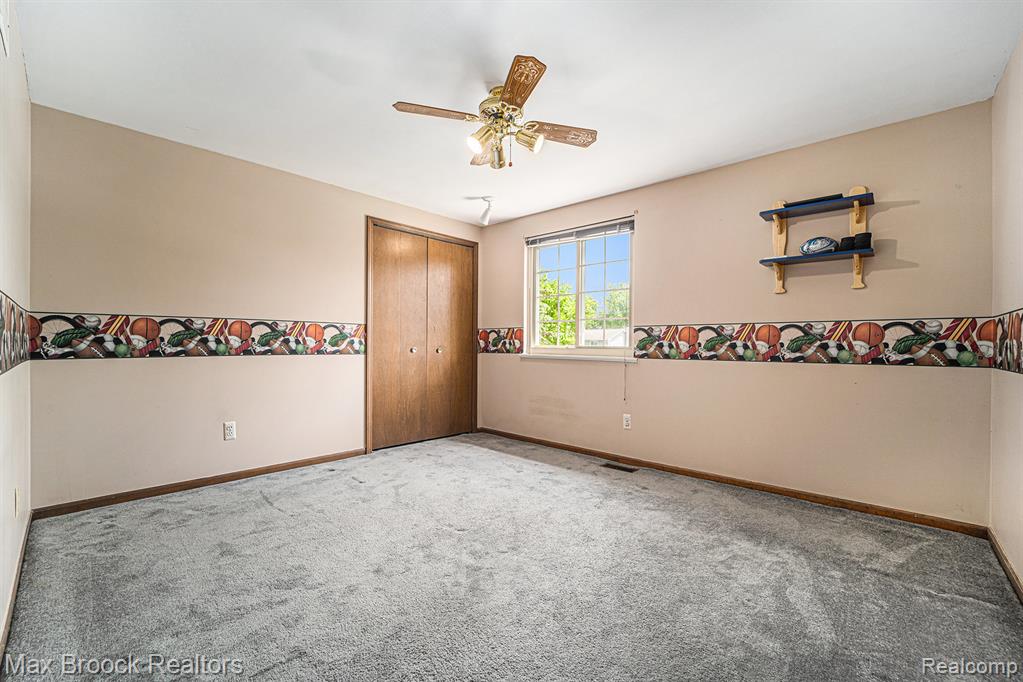 3906 Westlyn Road Lake Orion, MI 48359 - Photo 11 of 21