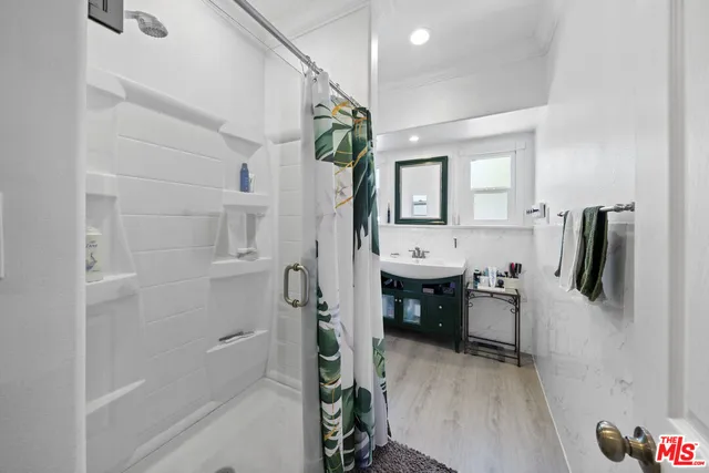 $1,539,000 | 151 North Harvard Boulevard, Los Angeles, CA 90004