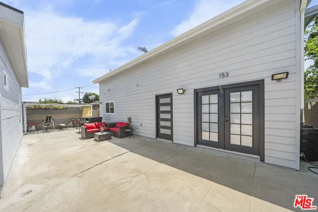 $1,539,000 | 151 North Harvard Boulevard, Los Angeles, CA 90004