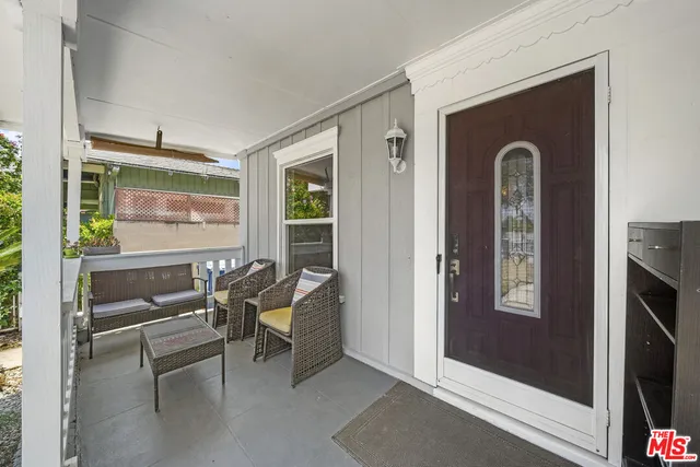$1,539,000 | 151 North Harvard Boulevard, Los Angeles, CA 90004