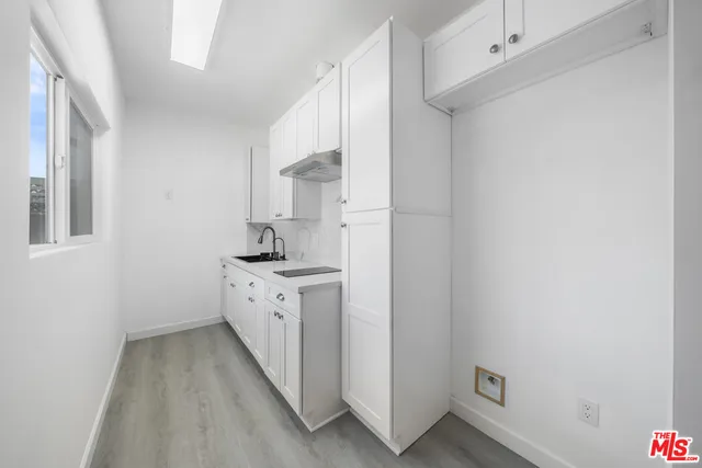 $1,539,000 | 151 North Harvard Boulevard, Los Angeles, CA 90004