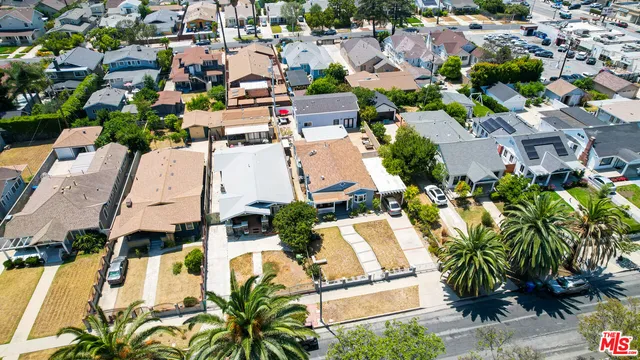 $1,539,000 | 151 North Harvard Boulevard, Los Angeles, CA 90004