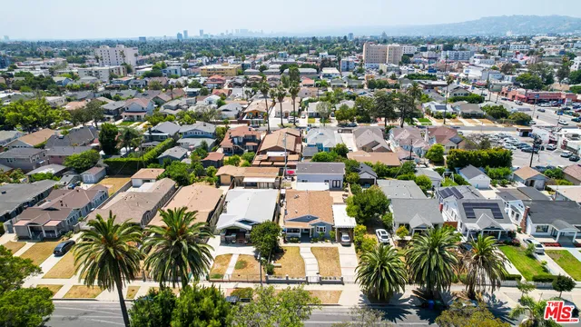 $1,539,000 | 151 North Harvard Boulevard, Los Angeles, CA 90004