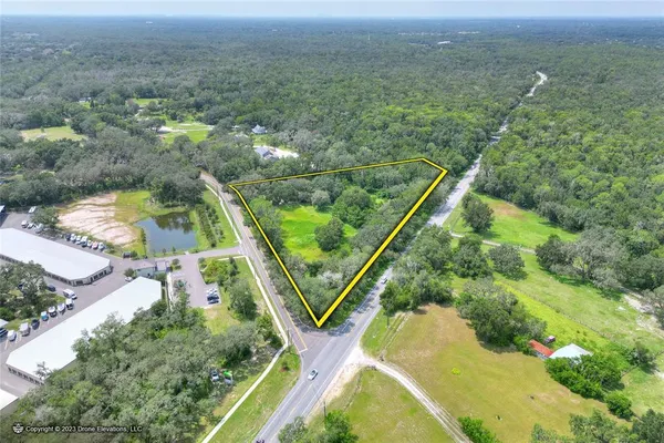 $1,100,000 | 5226 Lithia Springs Road, Lithia, FL 33547