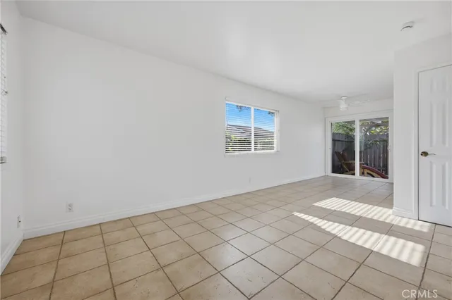 $2,500 | 10220 Holburn Drive, Huntington Beach, CA 92646