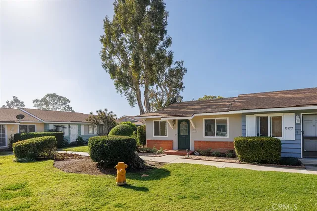 $2,500 | 10220 Holburn Drive, Huntington Beach, CA 92646