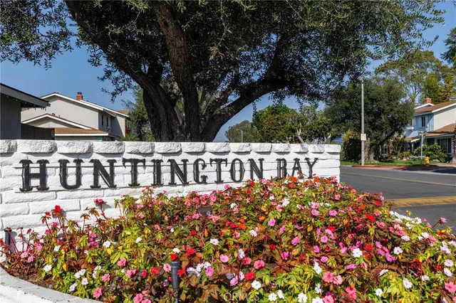 $2,500 | 10220 Holburn Drive, Huntington Beach, CA 92646