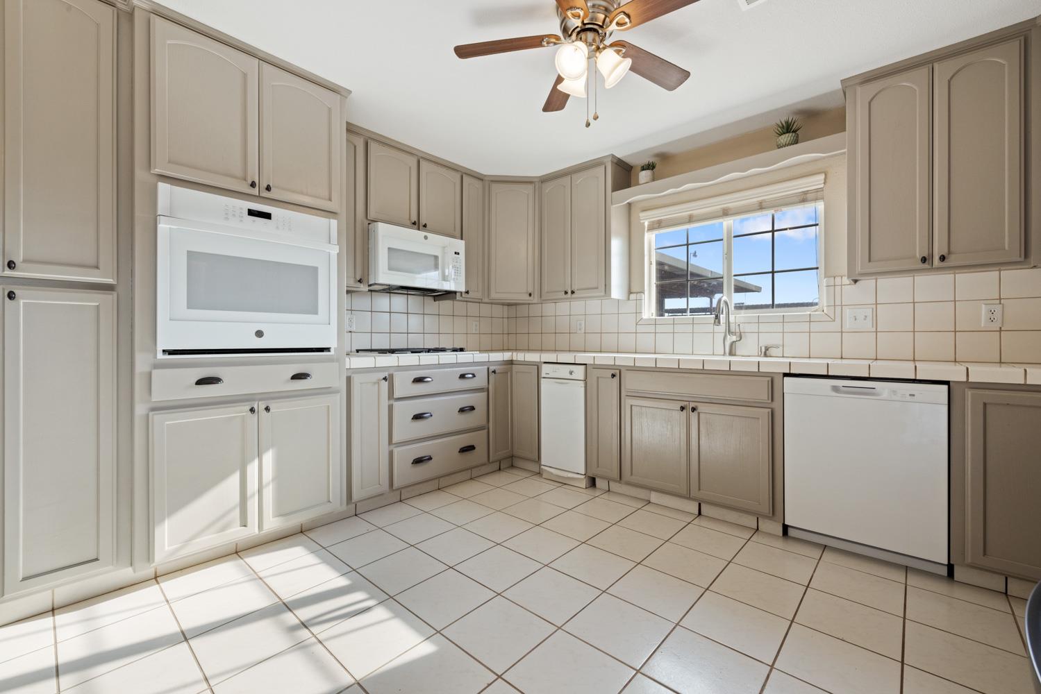 16682 Steinegul Road Escalon, CA 95320 - Photo 9 of 62